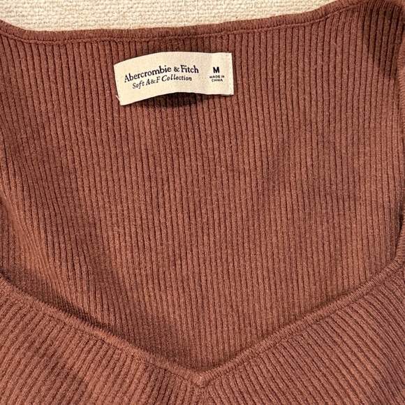 Abercrombie Ribbed V-Neck Sweater Size M - Picture 2 of 4